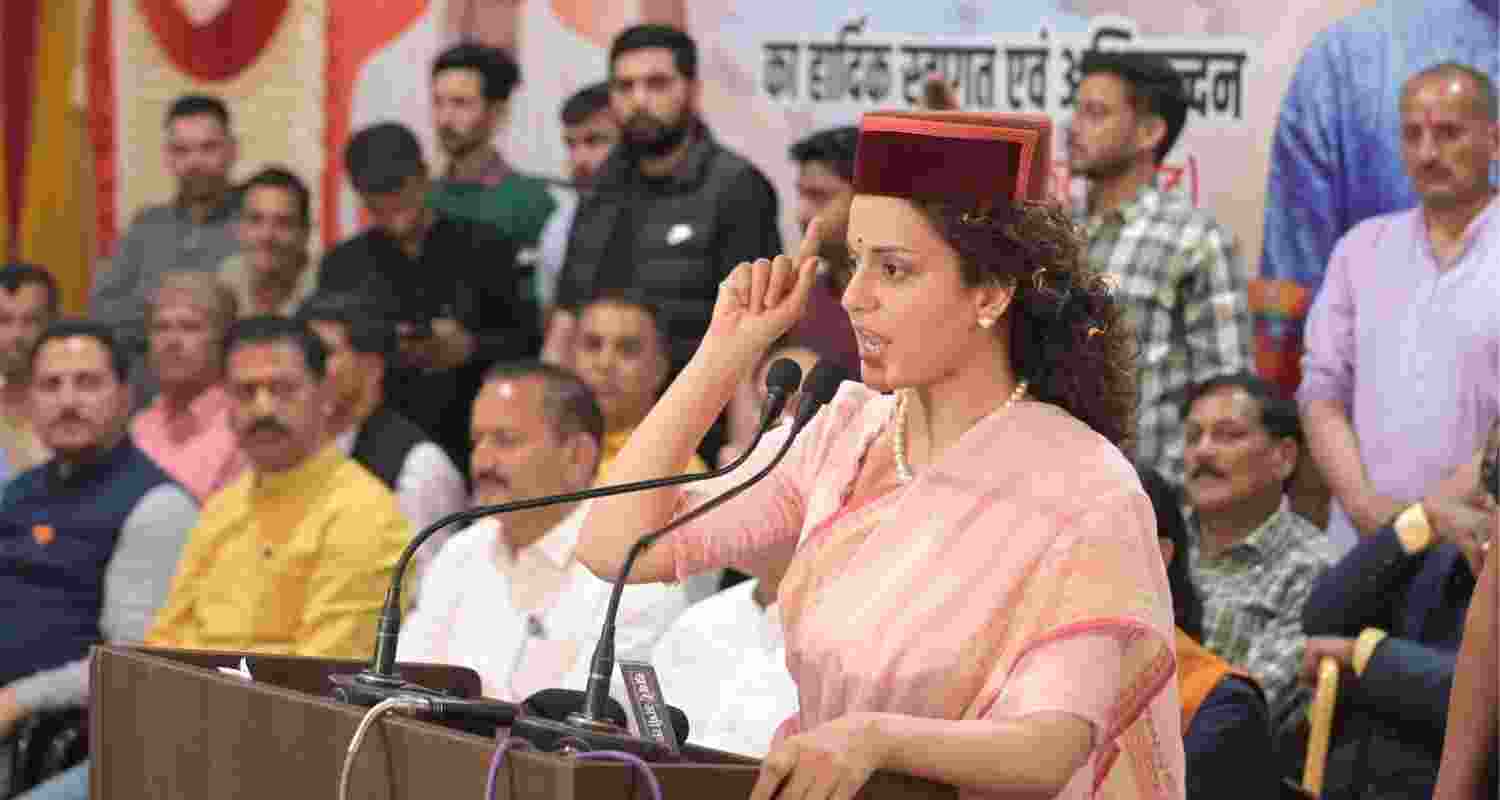 Kangana Ranaut campaigns. Kangana Ranaut campaigns.