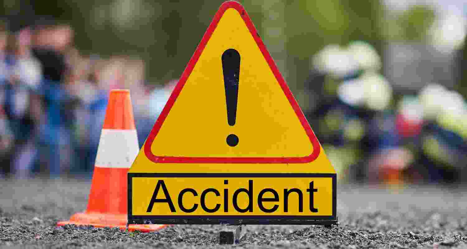 Five people died after a cruiser vehicle collided head-on with a lorry on NH-150 in Karnataka’s Kalaburagi district. Probe is underway.