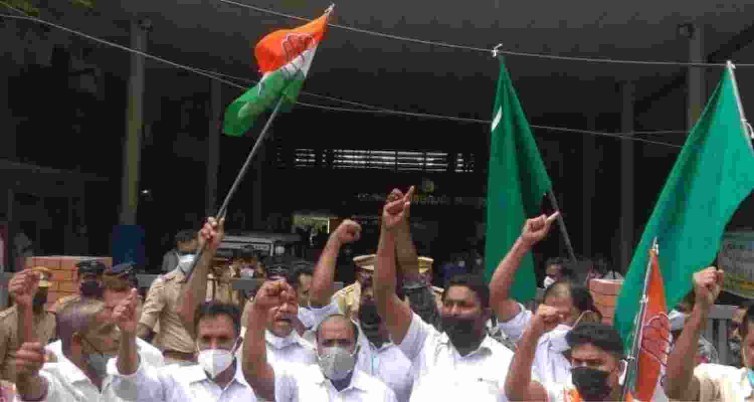 CPI(M) woman councillor abducted ahead of no-confidence motion