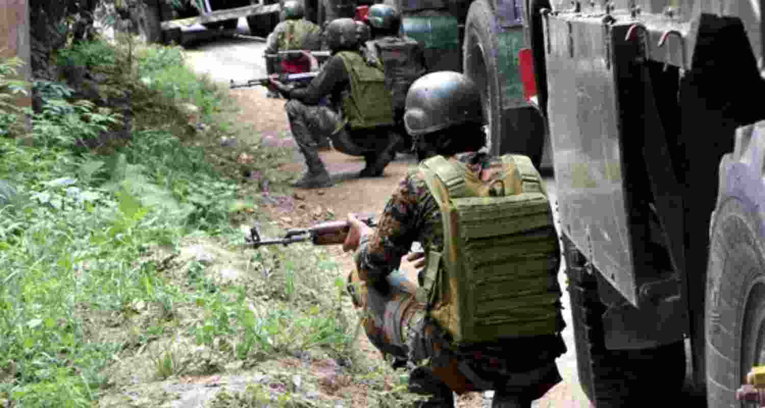 JCO among 5 army personnel killed in JK's Kathua, 5 injured JCO among 5 army personnel killed in JK's Kathua, 5 injured