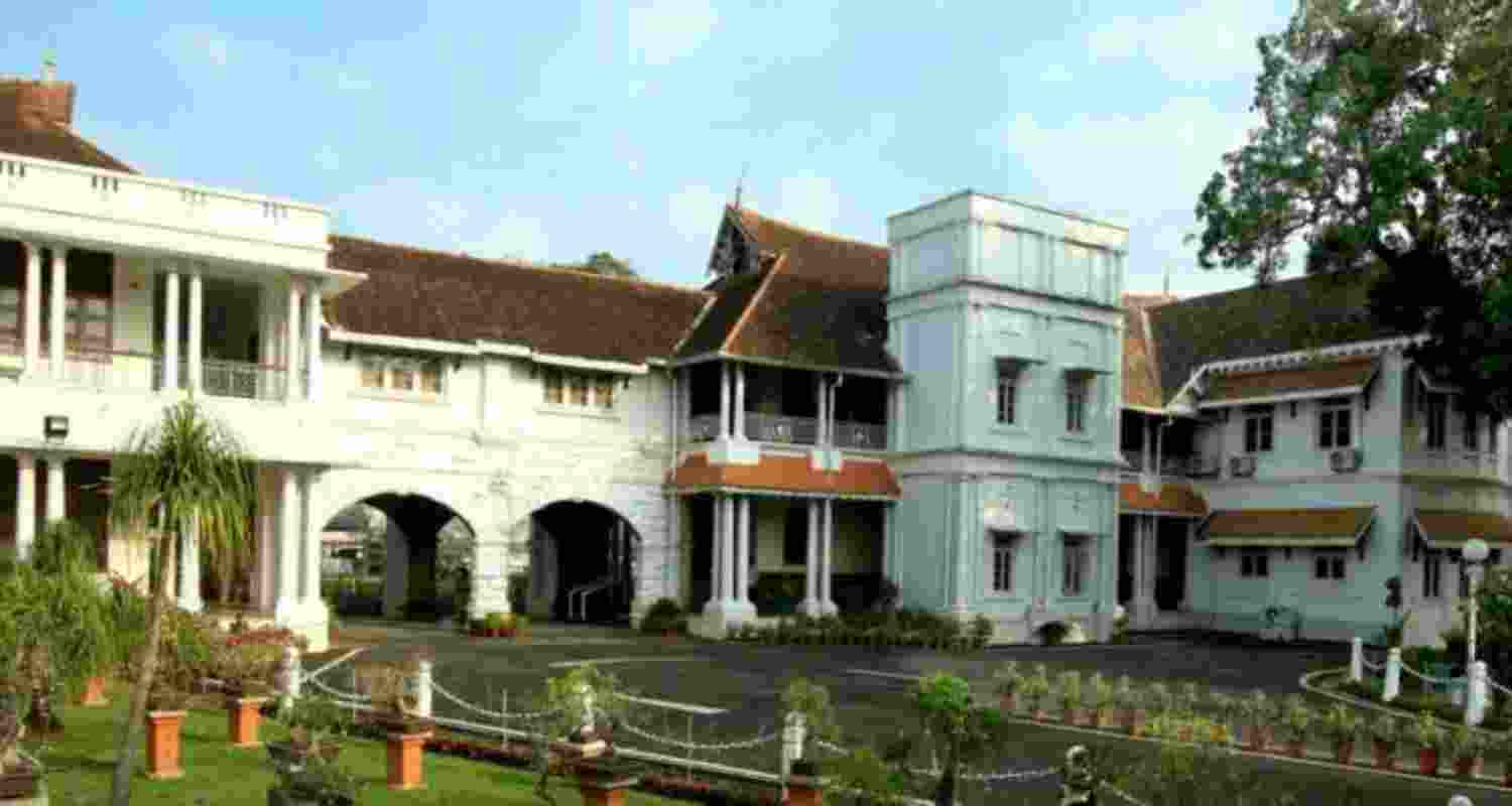 RSS-linked image halts Environment Day event at Kerala Raj Bhavan