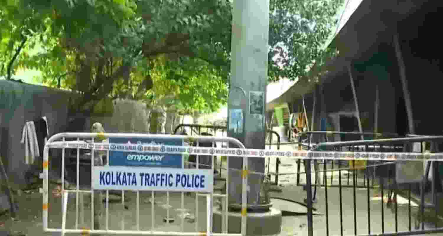Kolkata lamp post mishap kills 7-yr-old girl