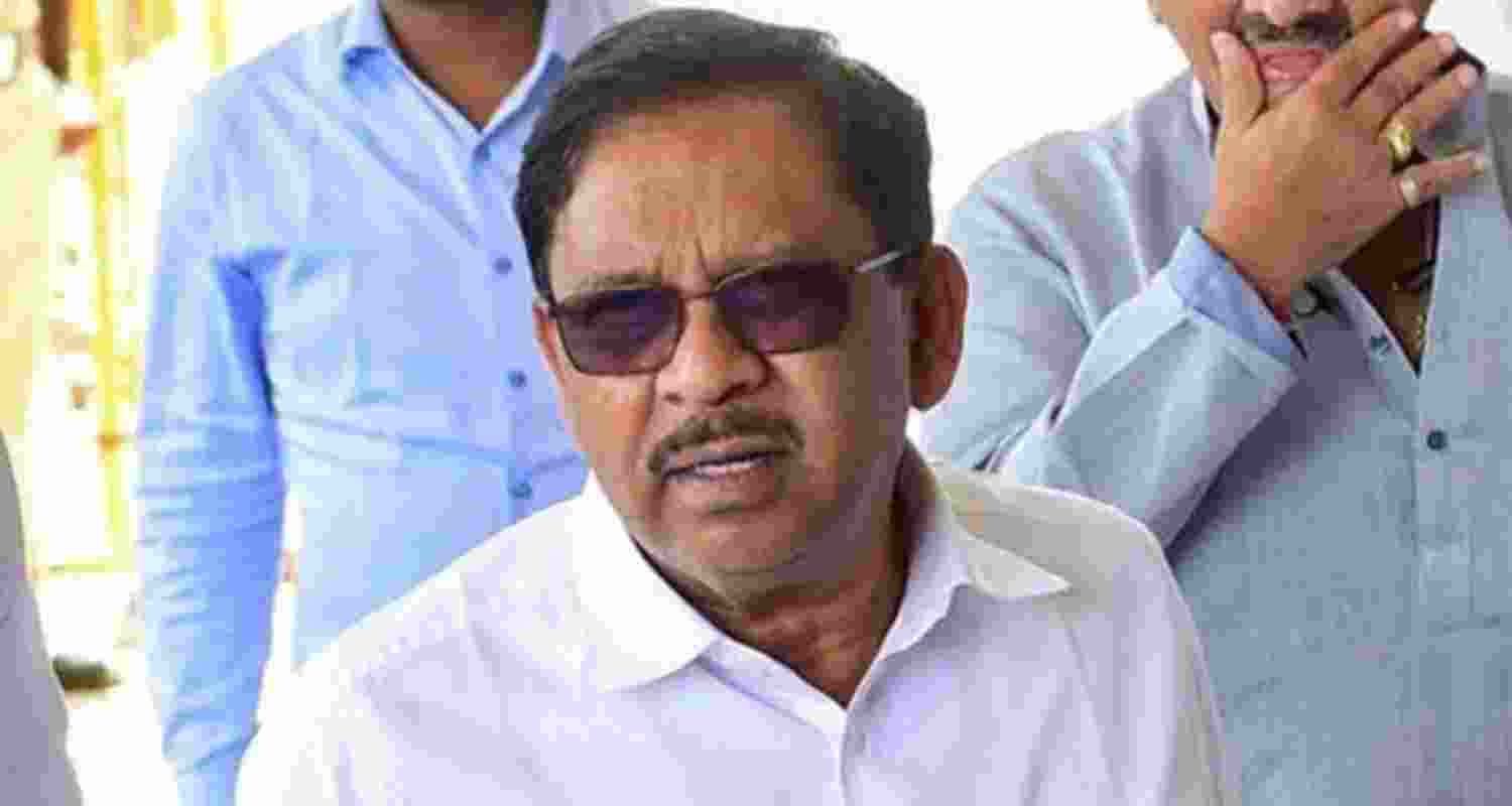 K'taka govt not involved in gold smuggling case: HM