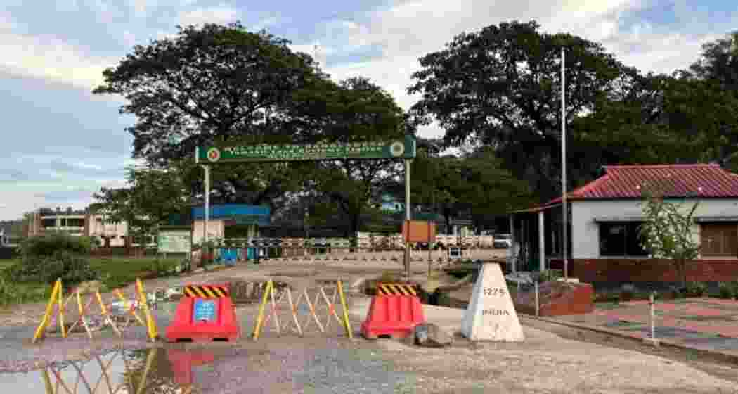 The India-Bangladesh Friendship Border at Dawki in Meghalaya, a key entry point along the international boundary, where security has been tightened amid heightened vigilance against illegal crossings. The India-Bangladesh Friendship Border at Dawki in Meghalaya, a key entry point along the international boundary, where security has been tightened amid heightened vigilance against illegal crossings.