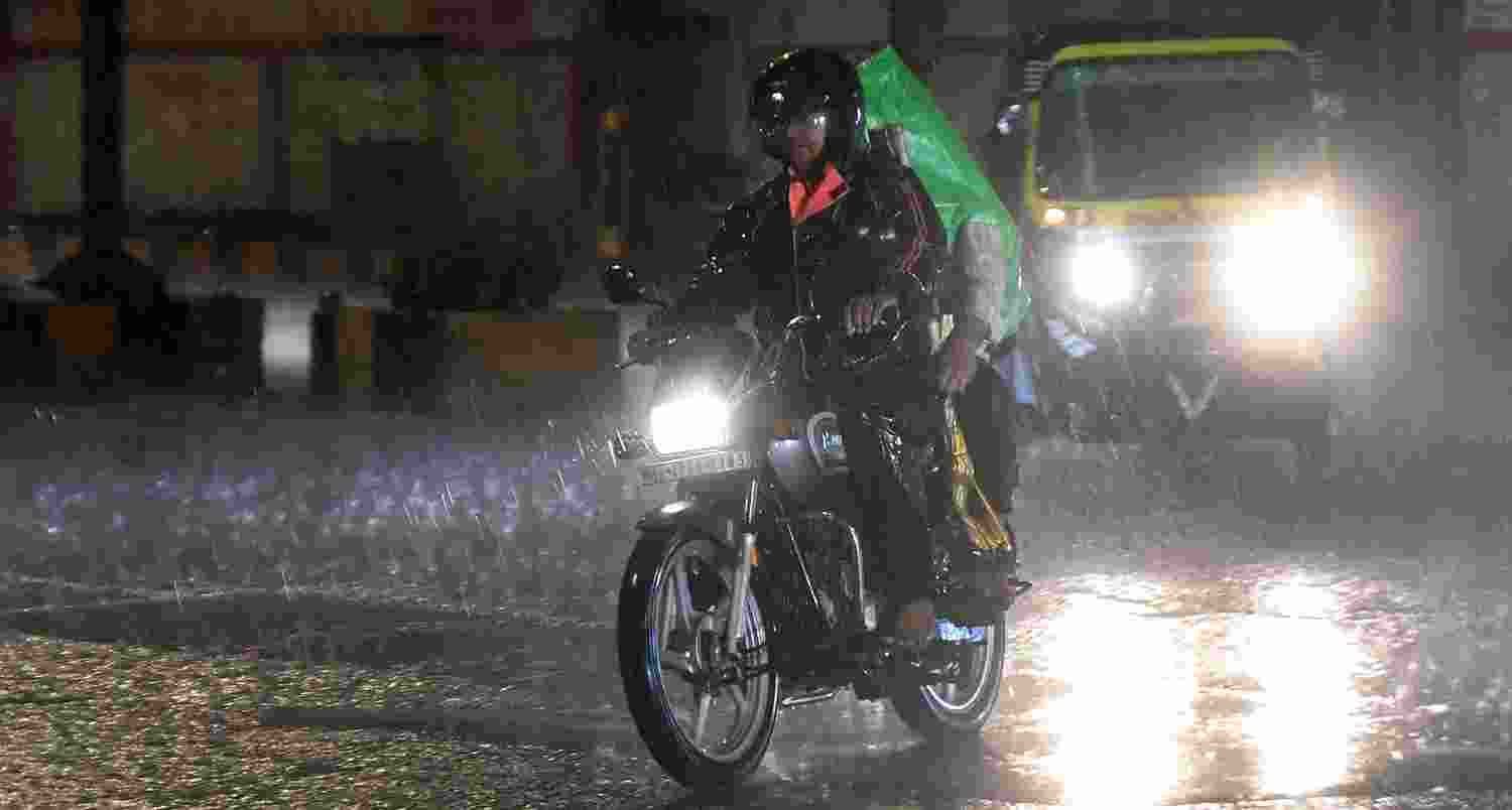 Monsoon brings heavy rain, disruptions in Mumbai