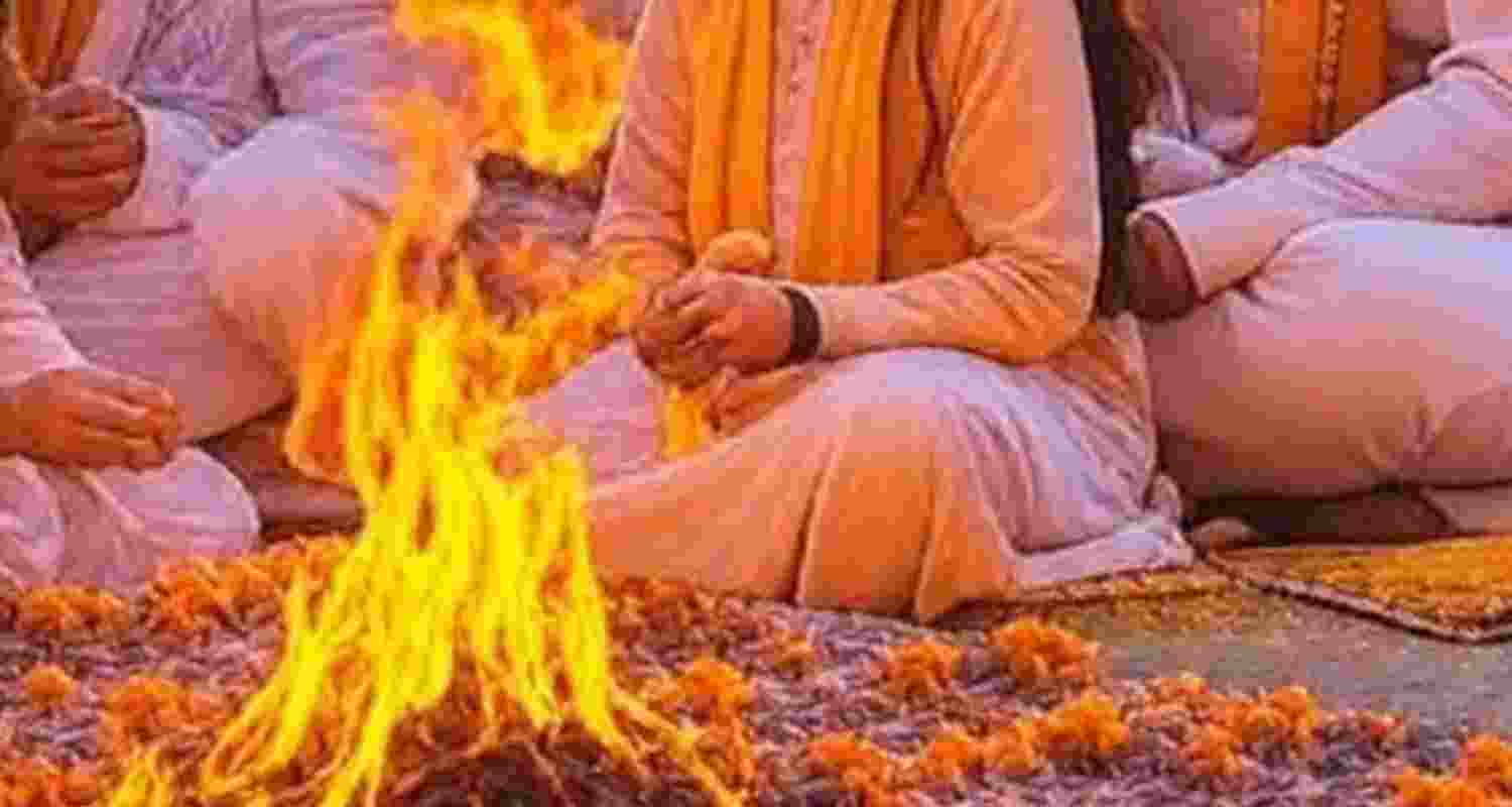 Muslim family convert to Hinduism, calls it 'ghar wapsi'