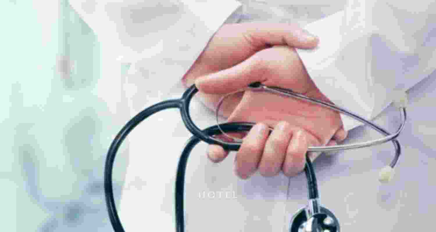 No salary for J&K docs for  'absence'  in 'war like situation'