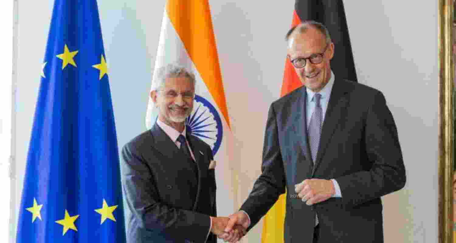 Jaishankar meets German Chancellor, conveys PM Modi's 'greetings' Jaishankar meets German Chancellor, conveys PM Modi's 'greetings'