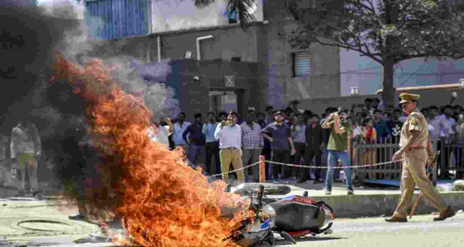 Noida violence: Over 350 nabbed, probe flags Pak link