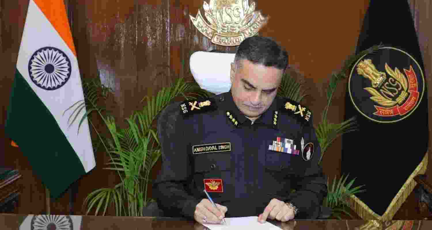 Anish Dayal, ex-CRPF & ITBP chief, is new Deputy NSA Anish Dayal, ex-CRPF & ITBP chief, is new Deputy NSA