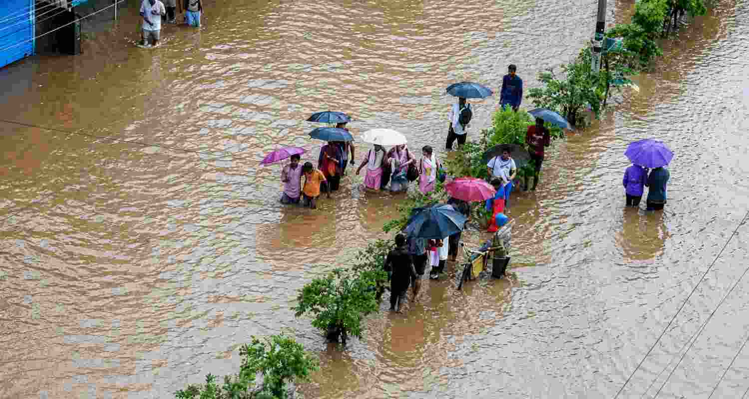 IMD issued a red alert for six Odisha districts, warning of extremely heavy rain, flash floods, landslides and rough sea conditions.