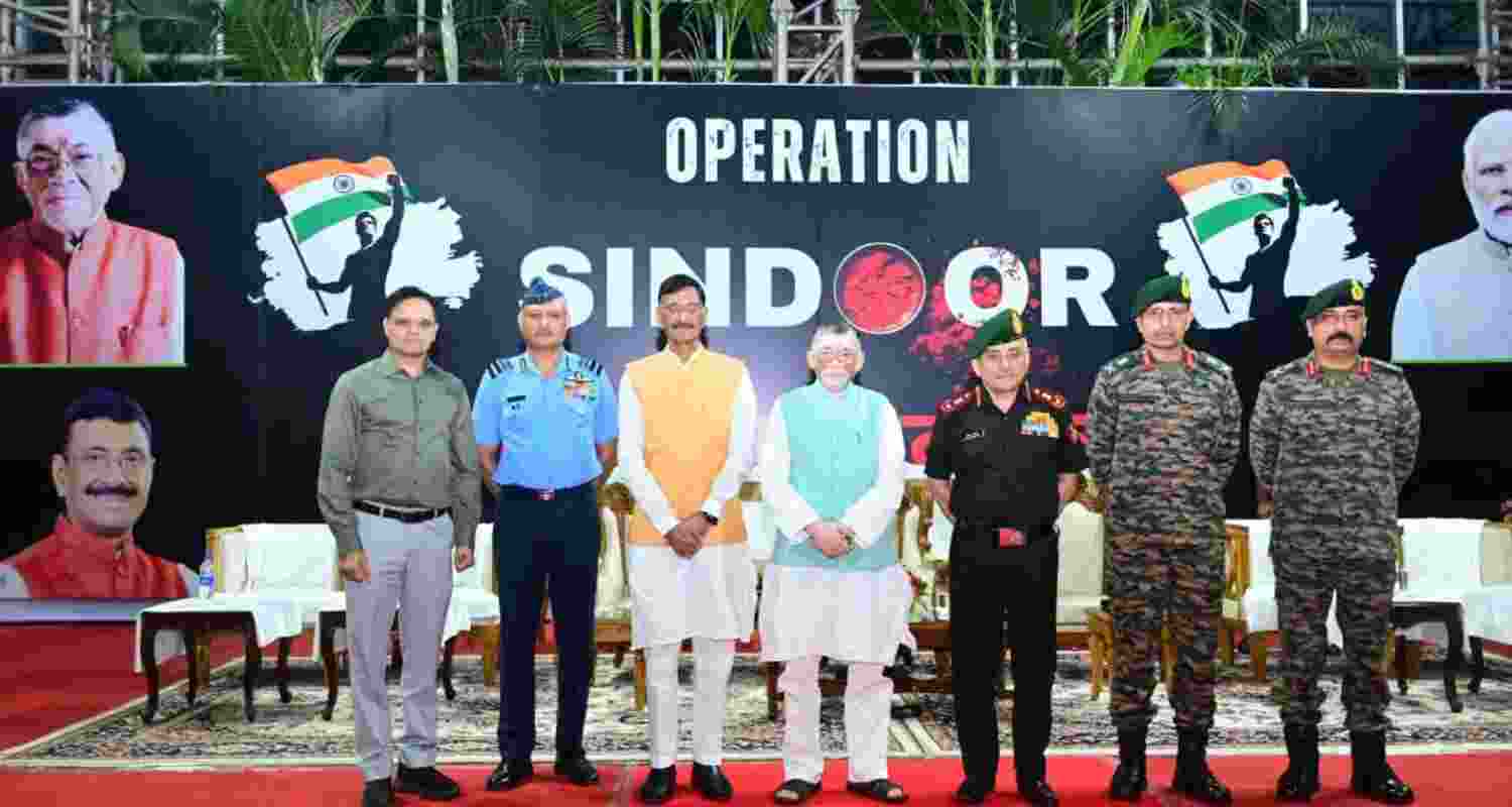 Jharkhand Governor Santosh Kumar Gangwar, Minister of State for Defence Sanjay Seth, CDS General Anil Chauhana among others during a programme in Ranchi on Thursday. 