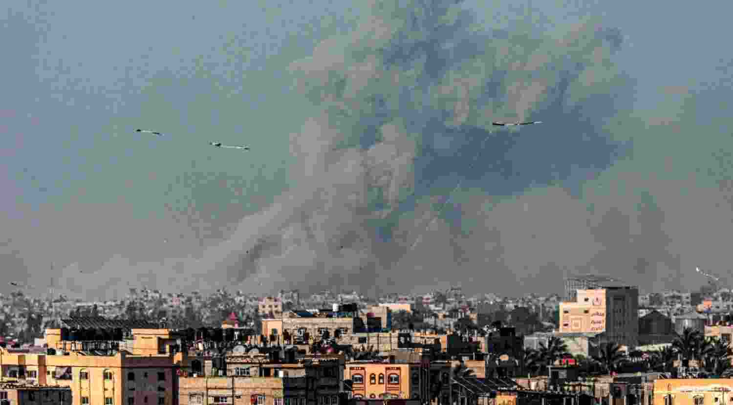  India condemns 'unacceptable' humanitarian crisis in Gaza