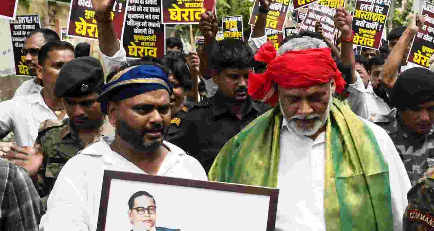 Pappu Yadav led a protest march in Patna over alleged police action against students, demanding Amit Shah's resignation and justice for youths.