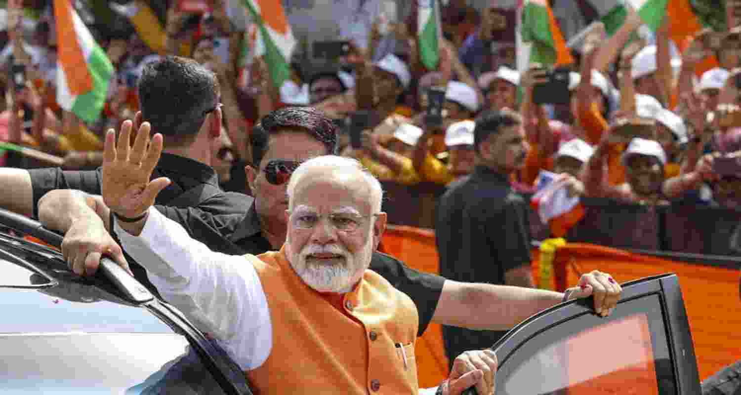 PM Modi holds roadshow in Gandhinagar, targets Pakistan PM Modi holds roadshow in Gandhinagar, targets Pakistan