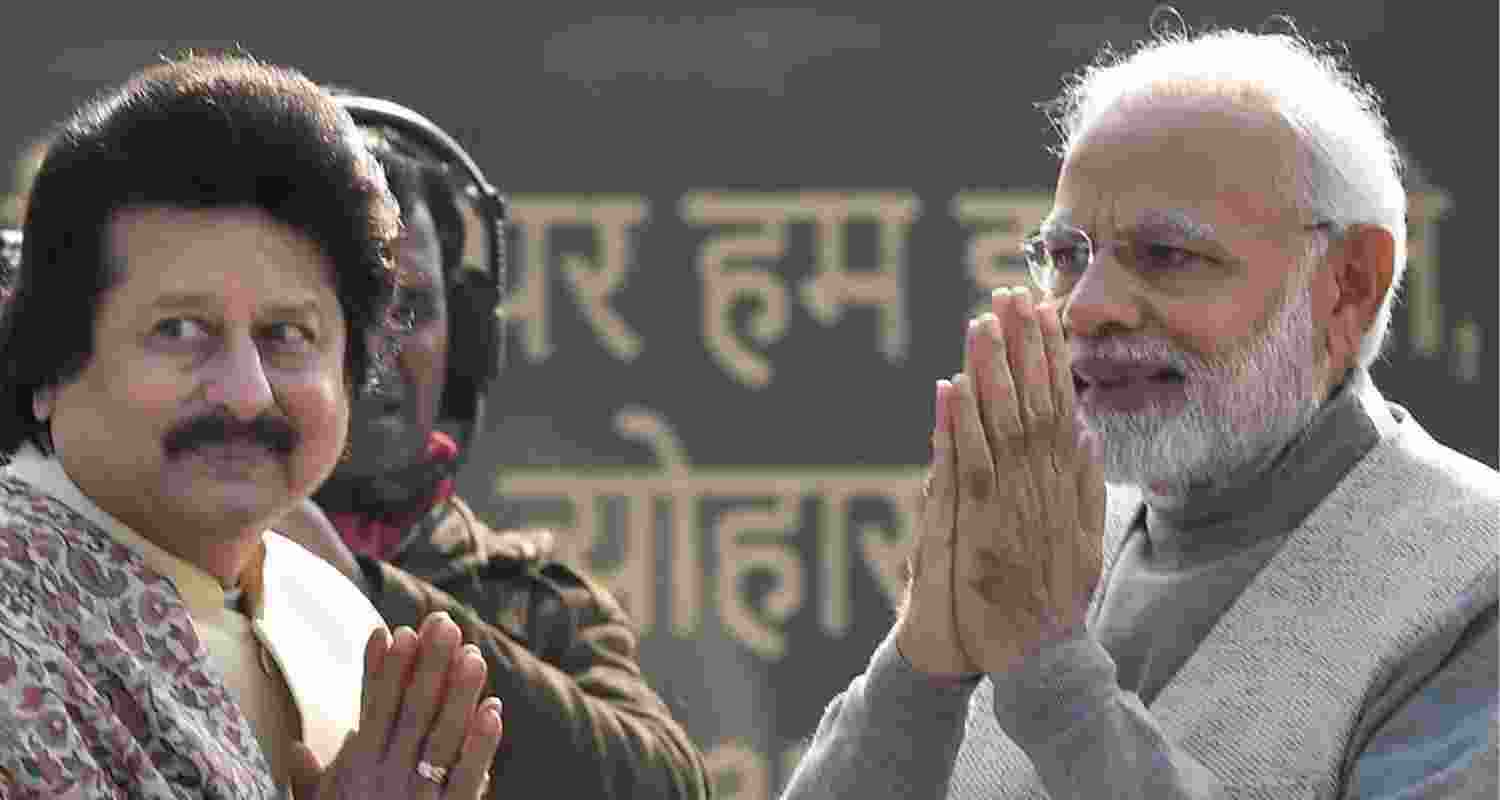 Renowned classical singer Pankaj Udhas along with Prime Minister Narendra Modi.