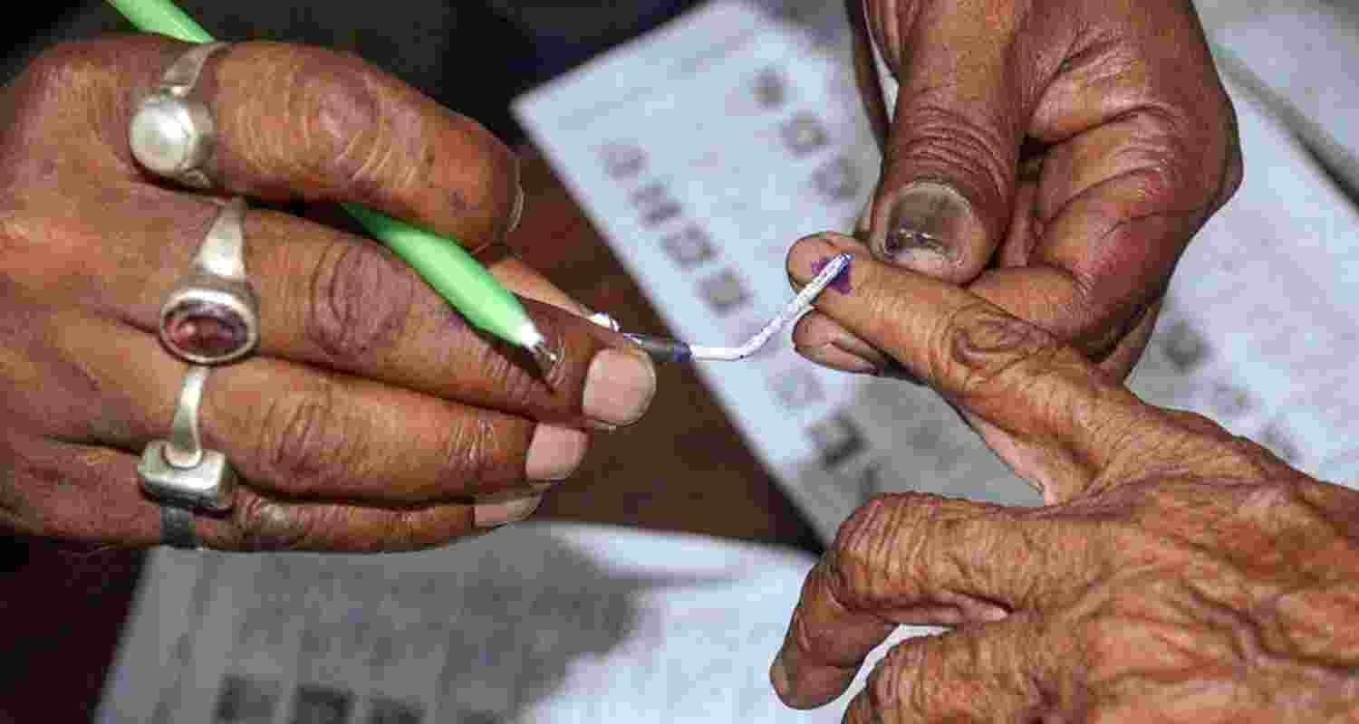 Arunachal to vote in panchayat, civic polls on Monday