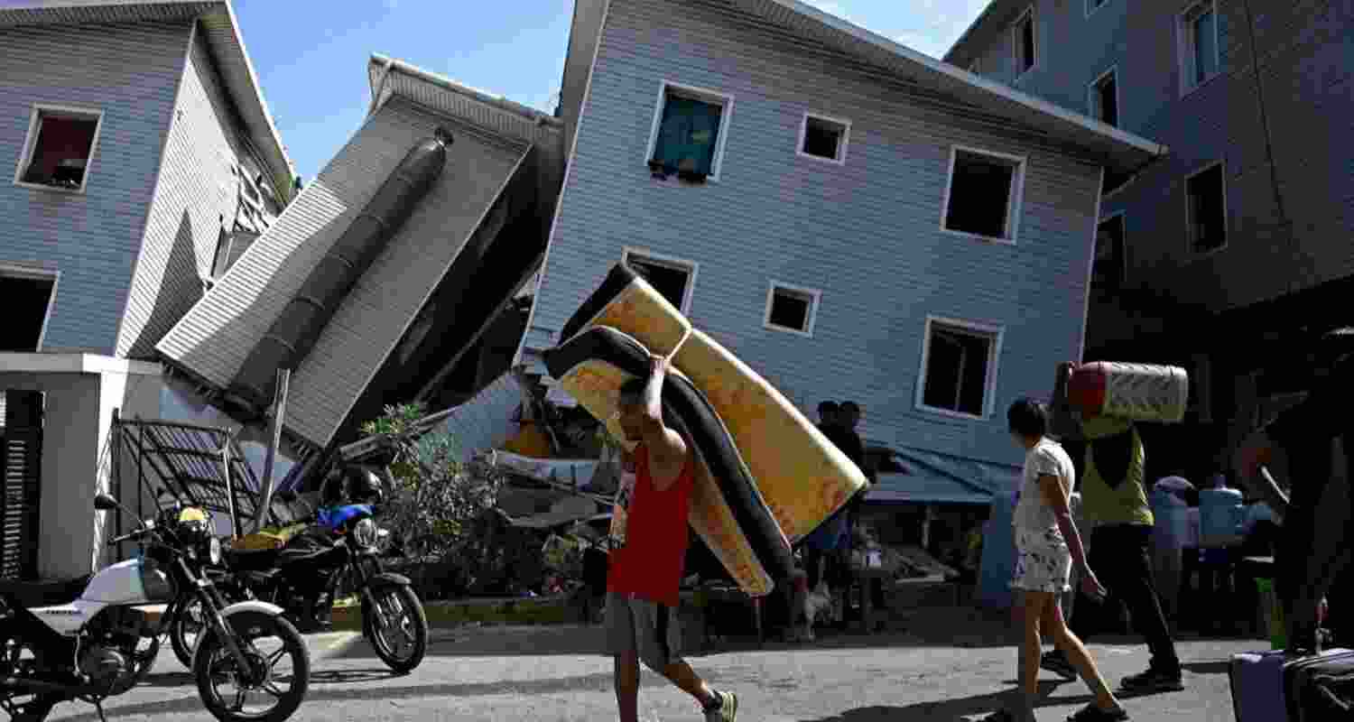 Over 5,278 confirmed dead in Venezuela earthquakes