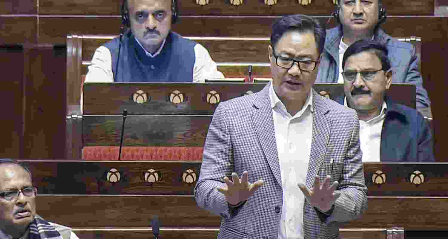 Soon after, proceedings began, and the House paid homage to those who had valiantly fought terrorists and foiled their attack on the parliament on December 13, 2001