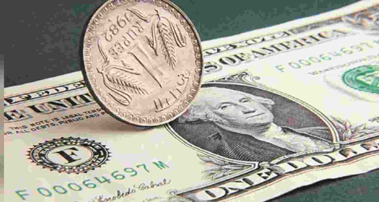 Rupee loses 9 paise to 95.27 against US dollar in early trade