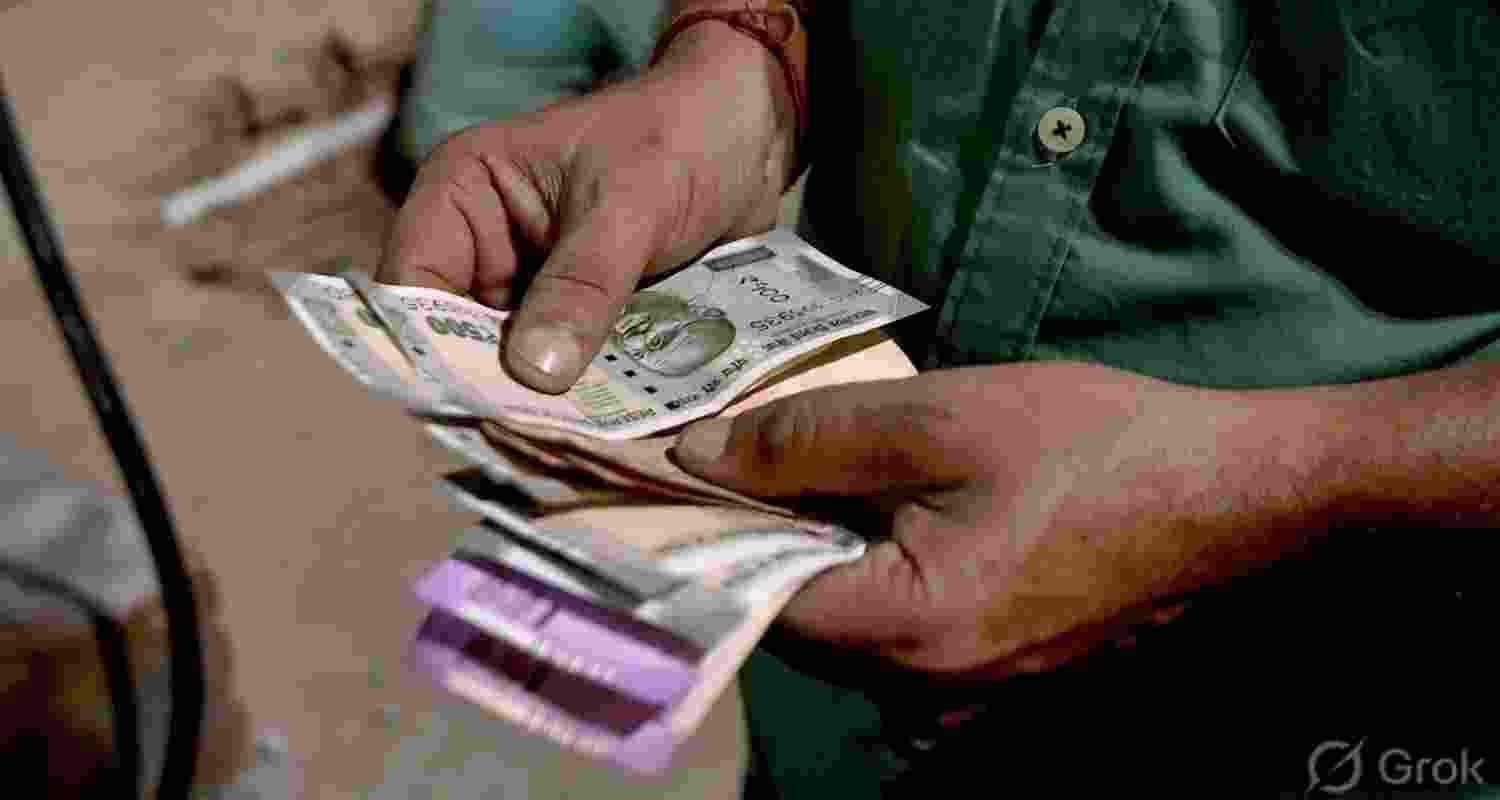 Rupee drops 6 paise against US dollar in early trade