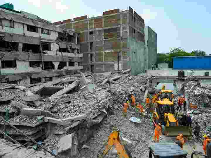 Saket building collapse shatters students, disrupts coaching