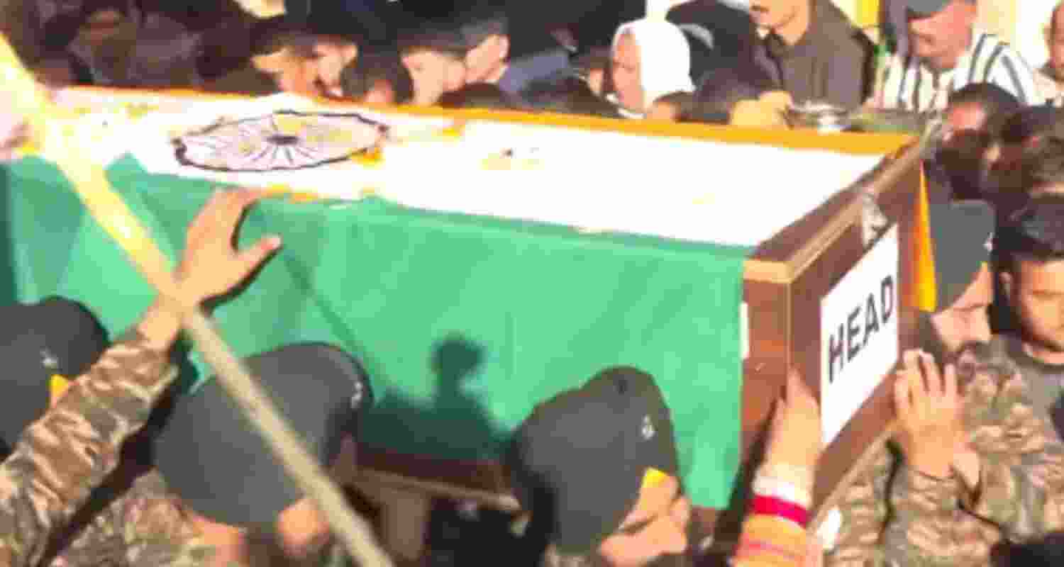 Mortal remains of Naik Mukesh Singh brought to his residence in Samba, J&K. 