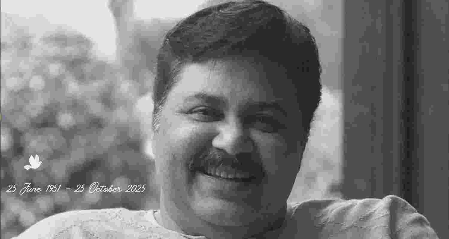 Bollywood mourns Satish Shah’s demise. 