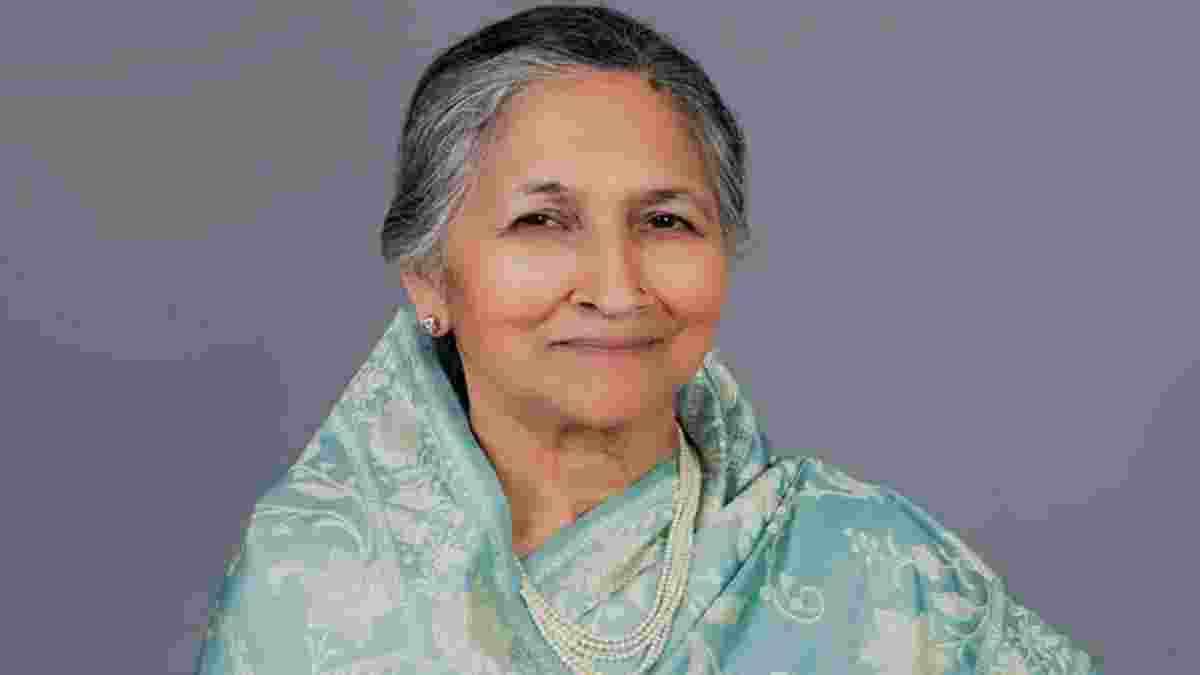 The mother of BJP's Kurukshetra MP Naveen Jindal, Savitri Jindal is leading by a margin of 3,836 votes from Congress candidate Ram Niwas Rara. The mother of BJP's Kurukshetra MP Naveen Jindal, Savitri Jindal is leading by a margin of 3,836 votes from Congress candidate Ram Niwas Rara.