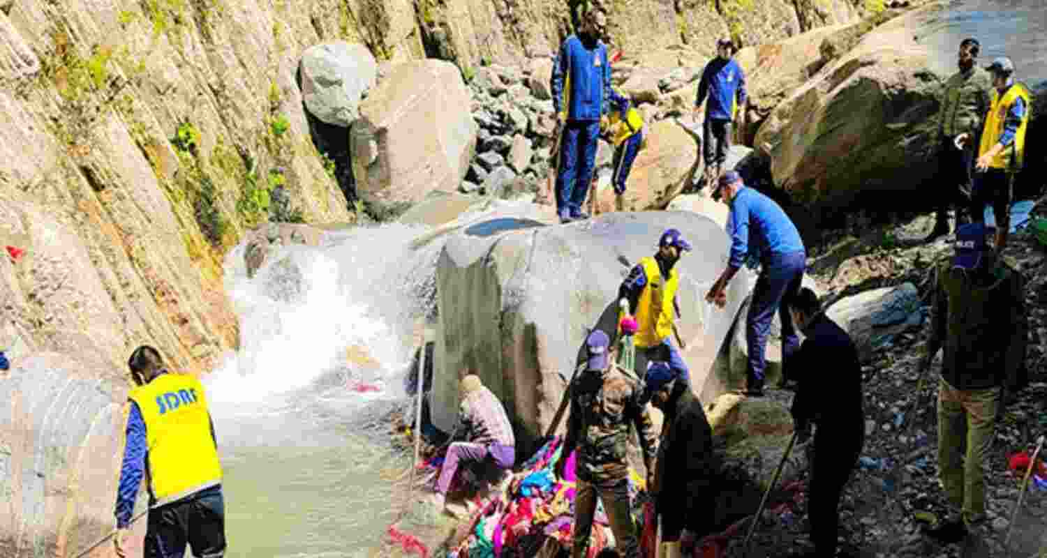 SDRF leads clean-up at Yamunotri Dham.