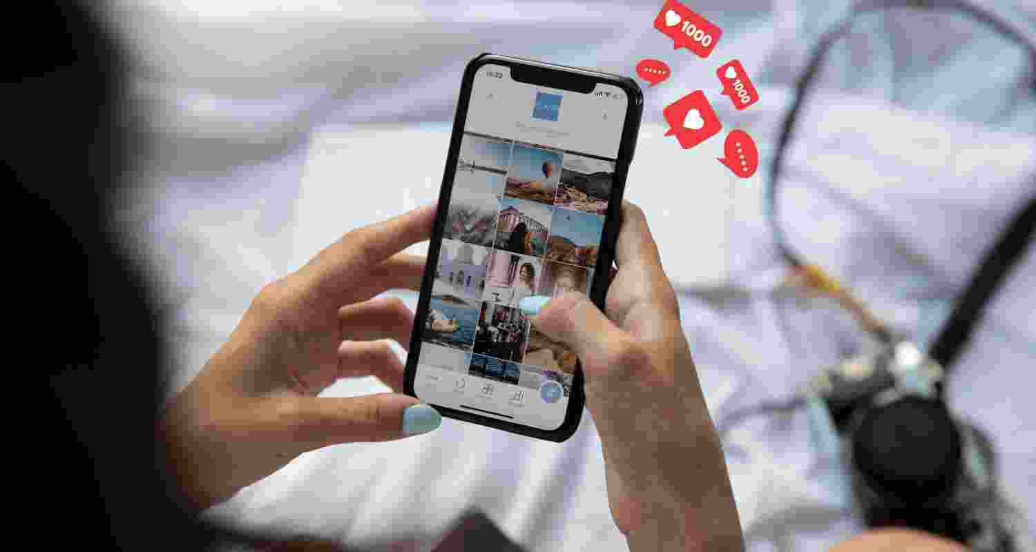 Your smartphone is a parasite Your smartphone is a parasite