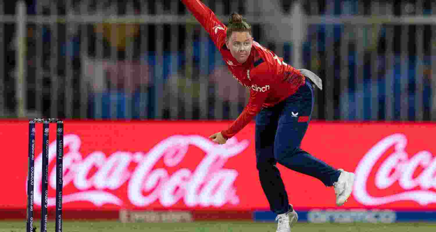 England left-arm spinner Linsey Smith stamped her class with figures of 4-2-7-3.