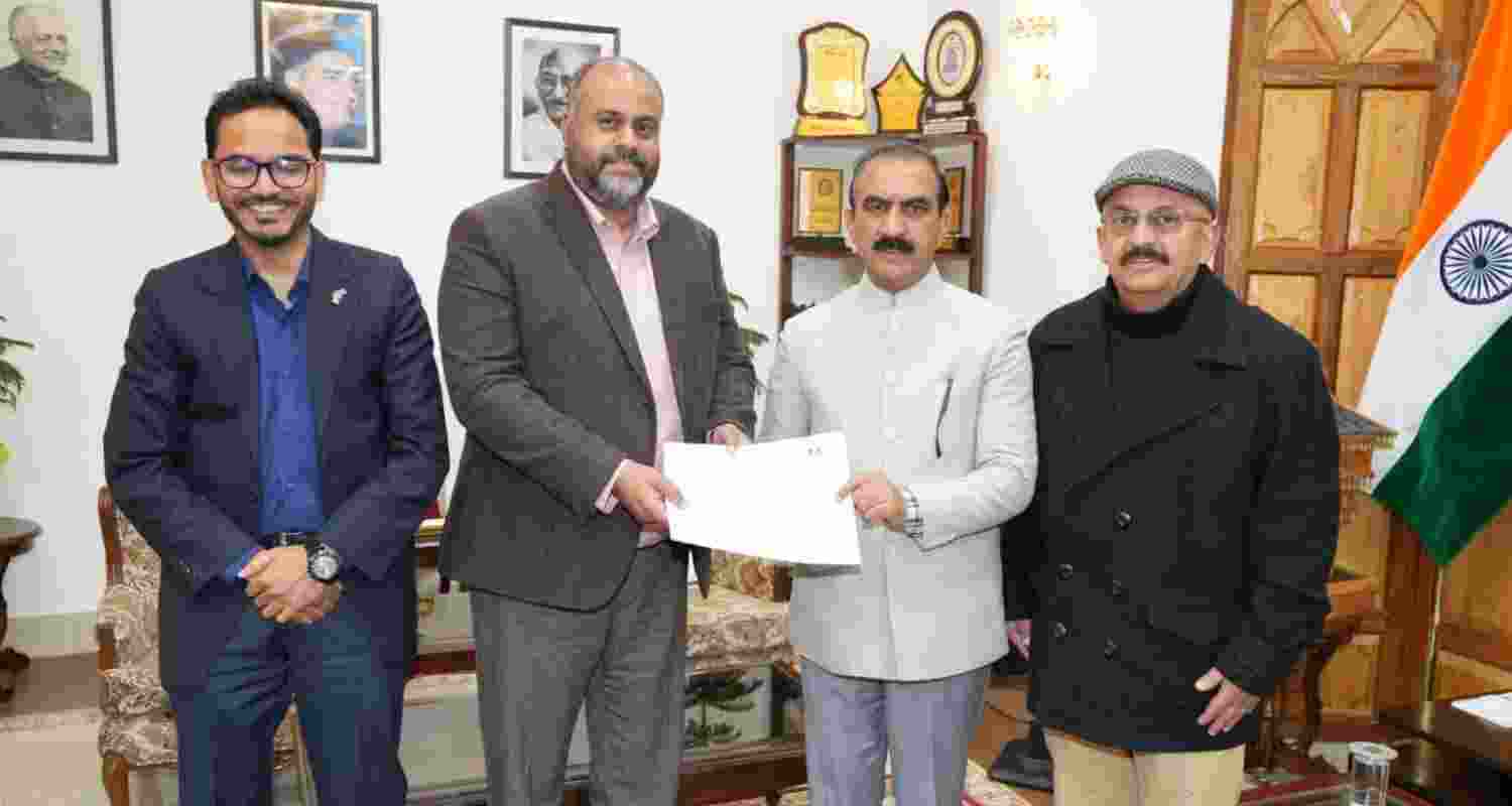 Himachal Chief Minister Sukhvinder Singh Sukhu with HPCA officials. Himachal Chief Minister Sukhvinder Singh Sukhu with HPCA officials.