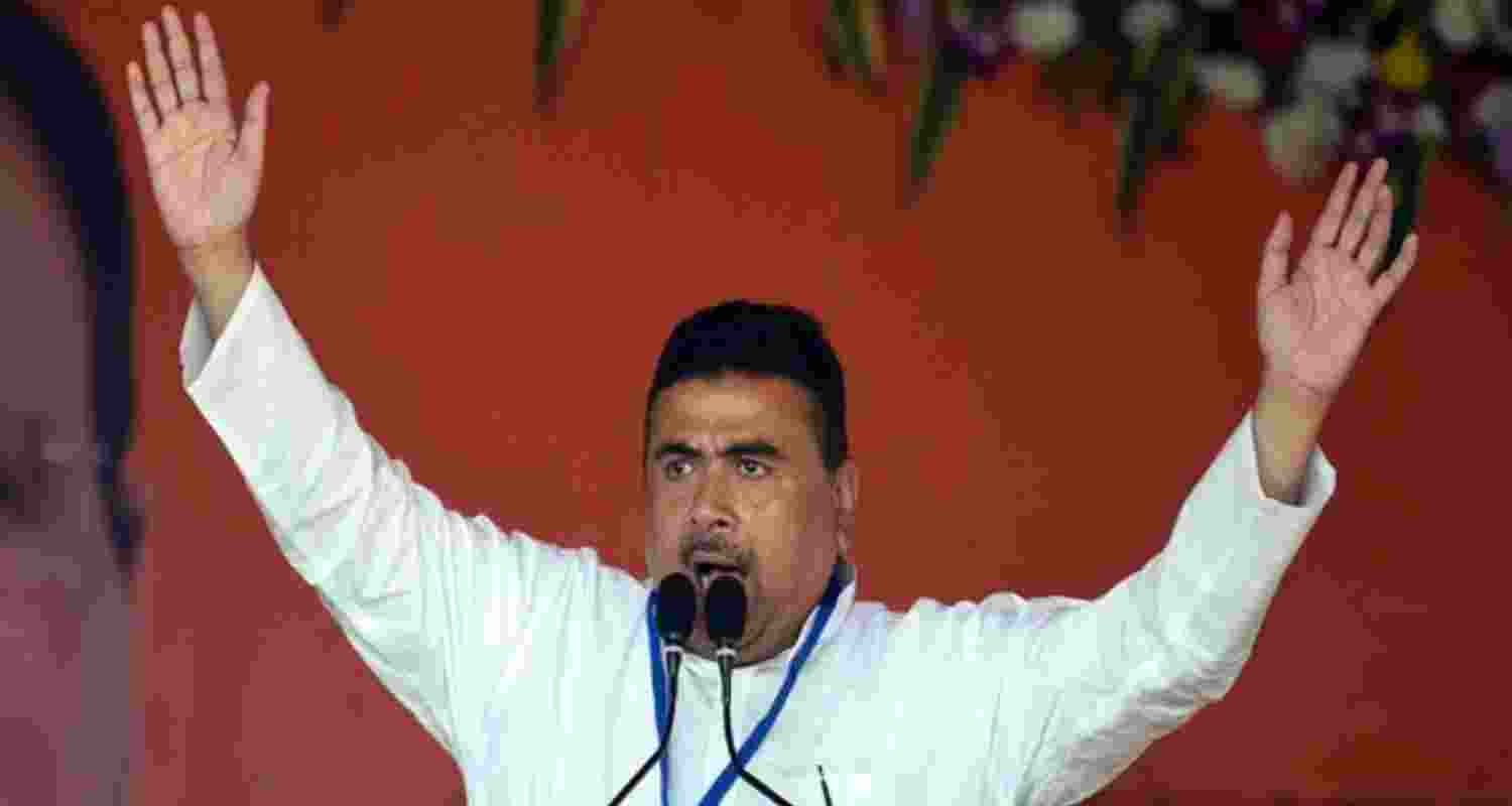 Suvendu meets RG Kar victim’s family, calls Aug 9 Nabanna march