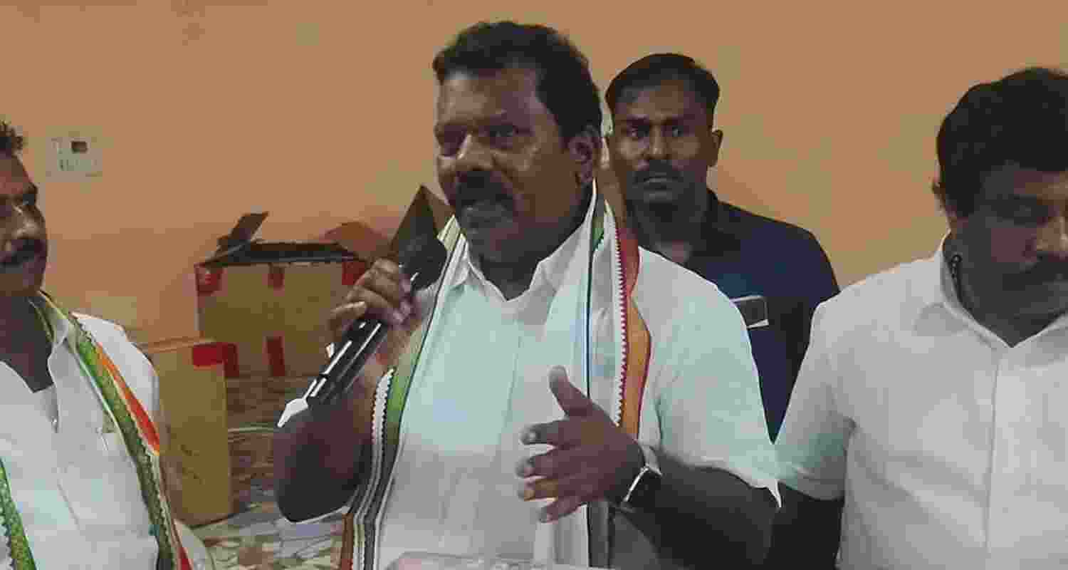Seat-sharing talks between Cong-DMK to start soon: TNCC chief Seat-sharing talks between Cong-DMK to start soon: TNCC chief