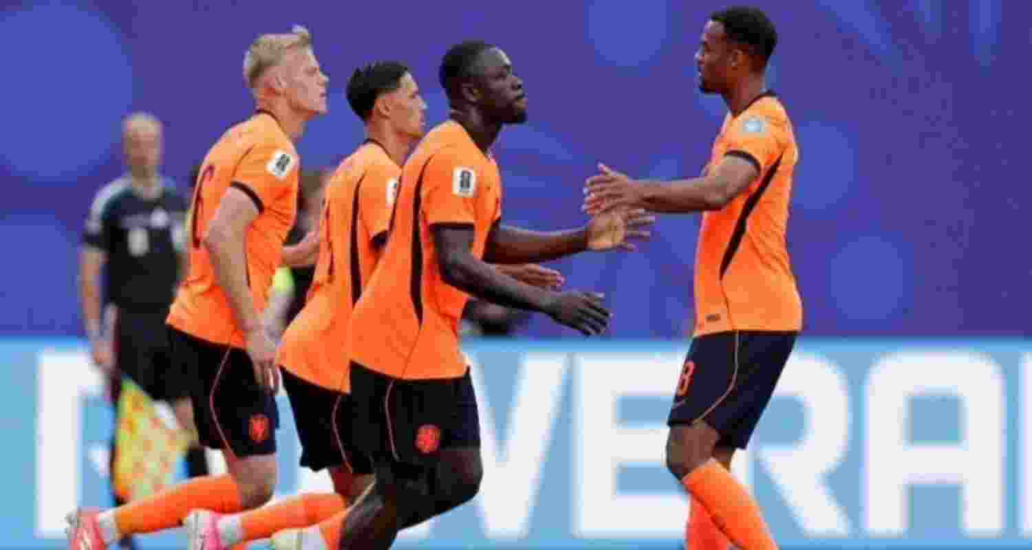 Netherlands advance to knockout stages with a win over Tunisia