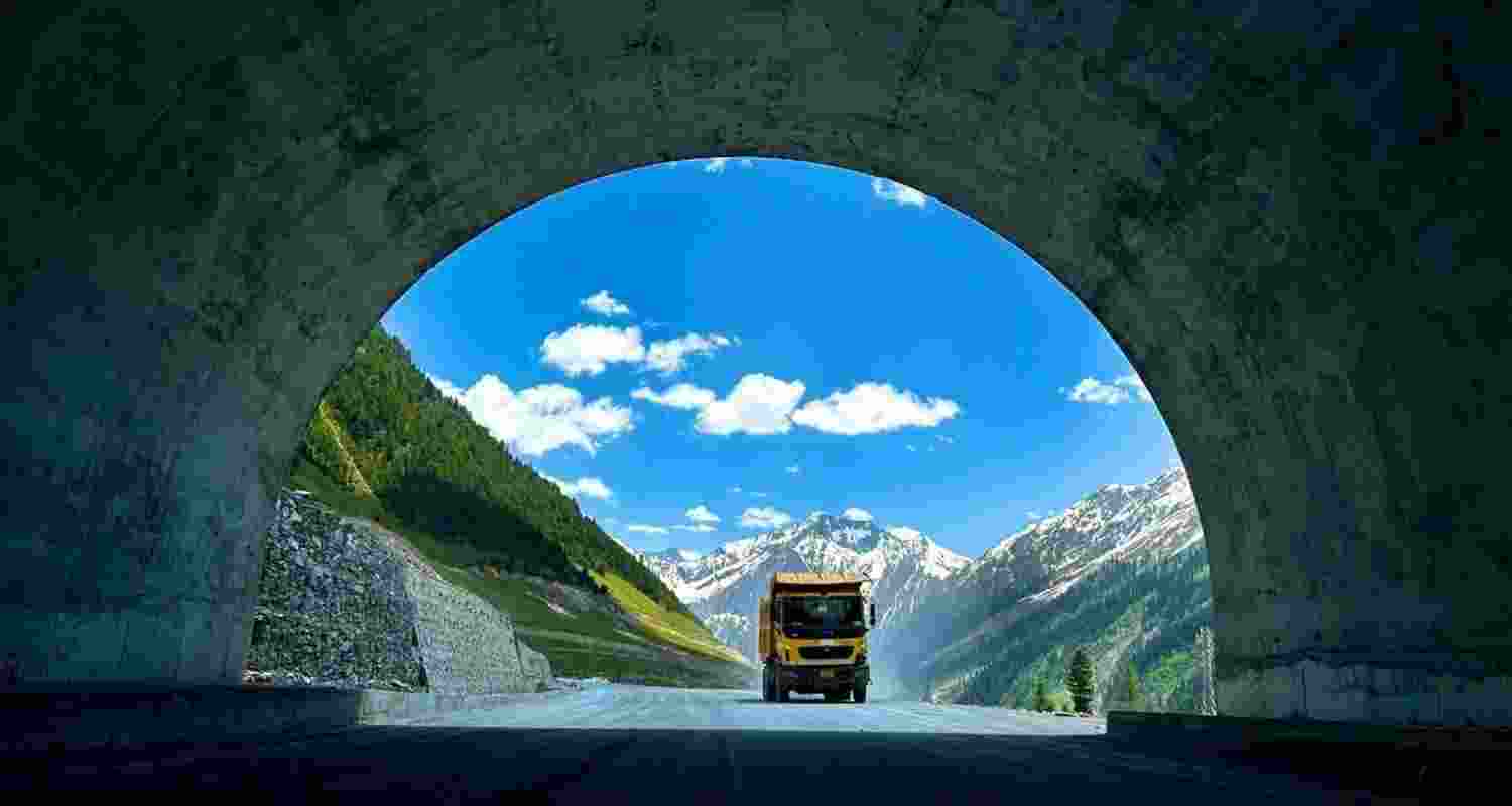 Nitin Gadkari to witness breakthrough at strategic Zojila Tunnel today