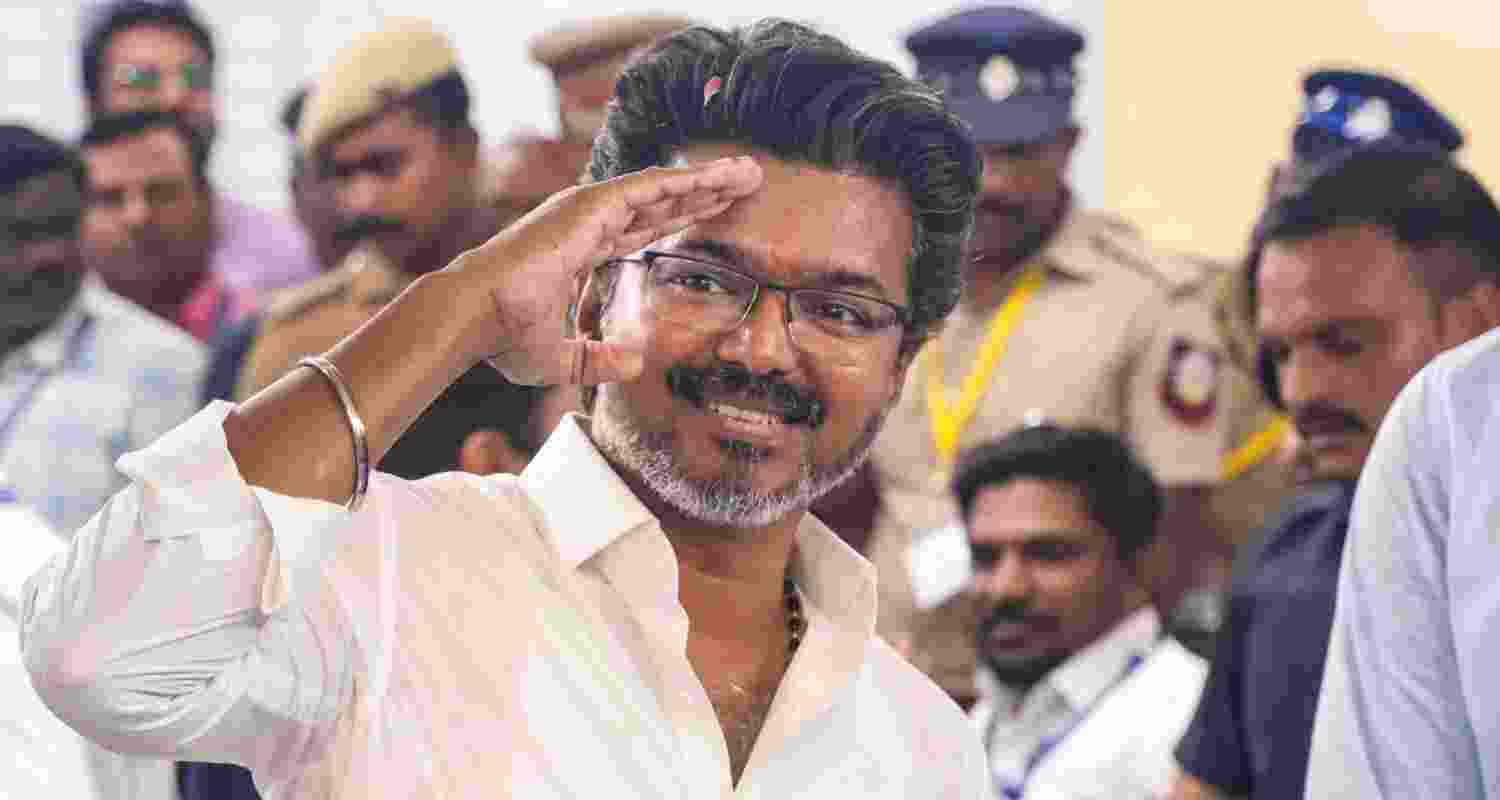 Tamil Nadu Congress backs Vijay-led TVK to form a secular government after PAC meeting as TVK falls short of majority in Assembly polls.