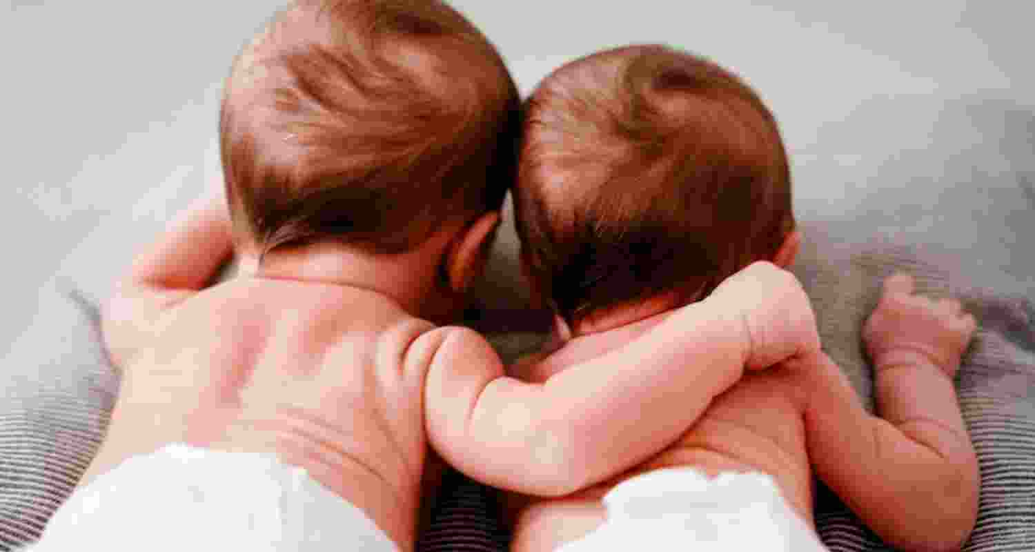 If one has a reaction to a new food, is the other more likely to as well? 