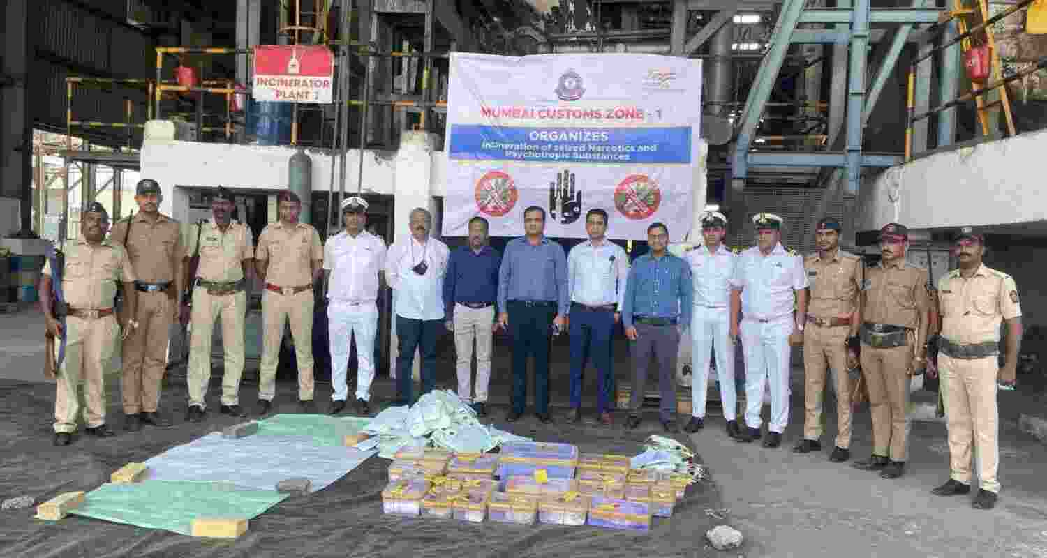 DRI and Mumbai Customs Incinerate 31.948 kg of Illegal Drugs. Image X.
