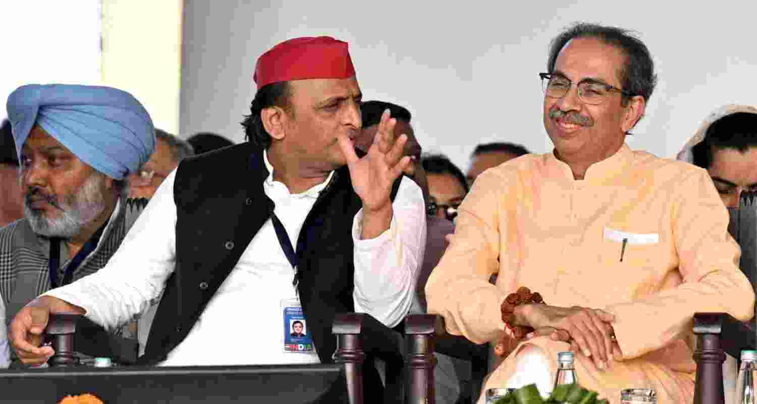 Abu Azmi criticises Shiv Sena post on Babri demolition.