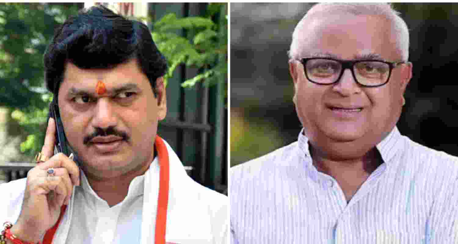 NCP Legislator Solanke Demands Resignation of Dhananjay Munde for Fair Probe into Beed Sarpanch Murder's Case. Image - Dhananjay Munde (L), Prakash Solanke (R).