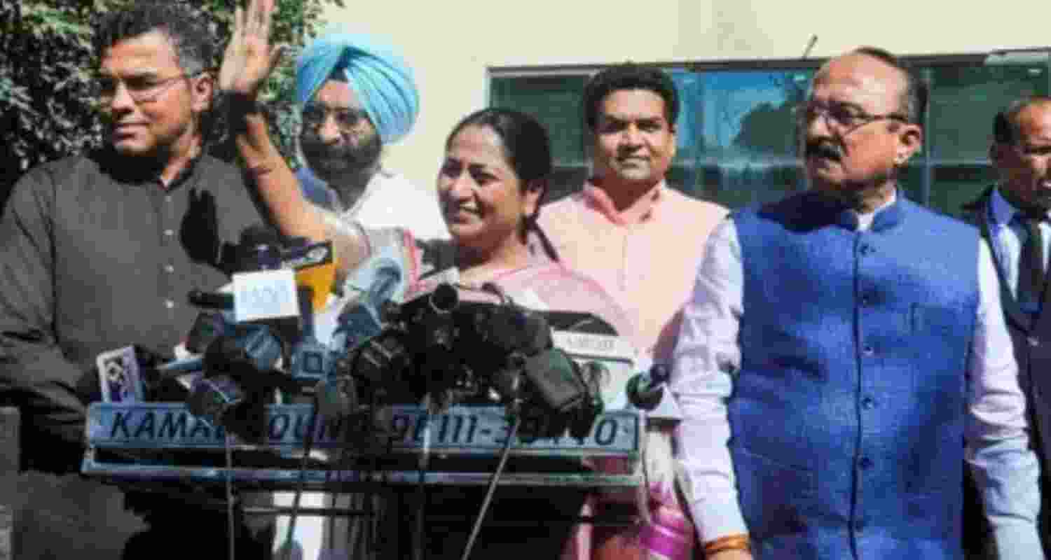 Women voters rejoice, Delhi unveils 'Mahila Samriddhi Yojana'.