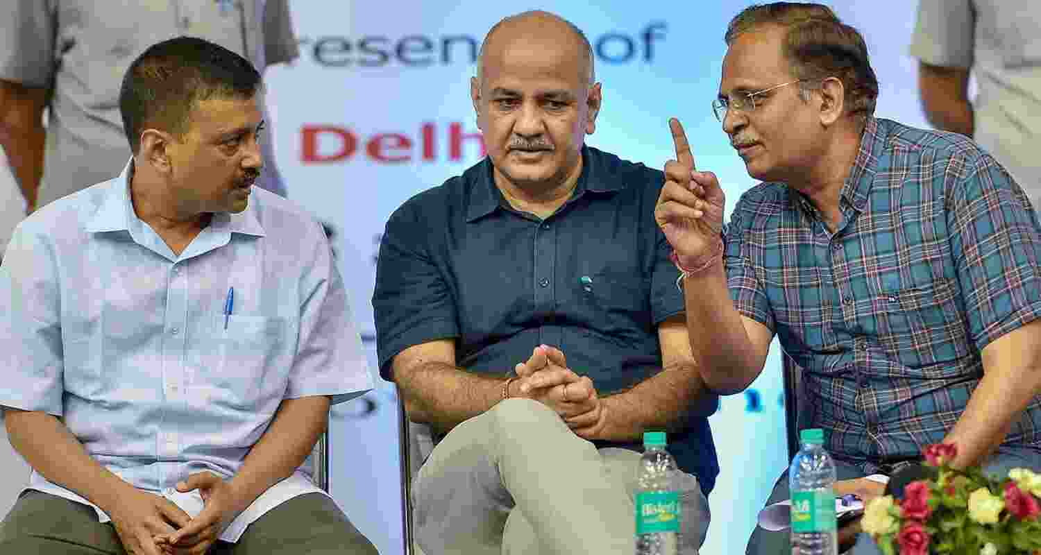ACB gets approval to investigate Sisodia Jain in school project case.