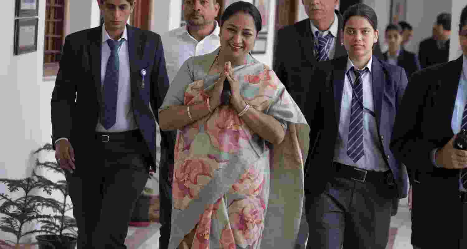 Delhi CM Assures Farmers of Solutions to Their Issues.