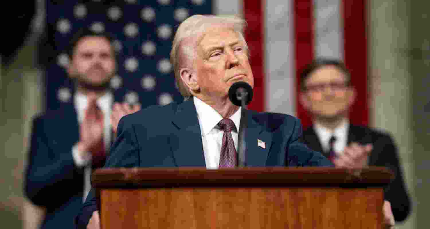 US Revokes Protection for Cuban and Haitian Migrants. US Revokes Protection for Cuban and Haitian Migrants.