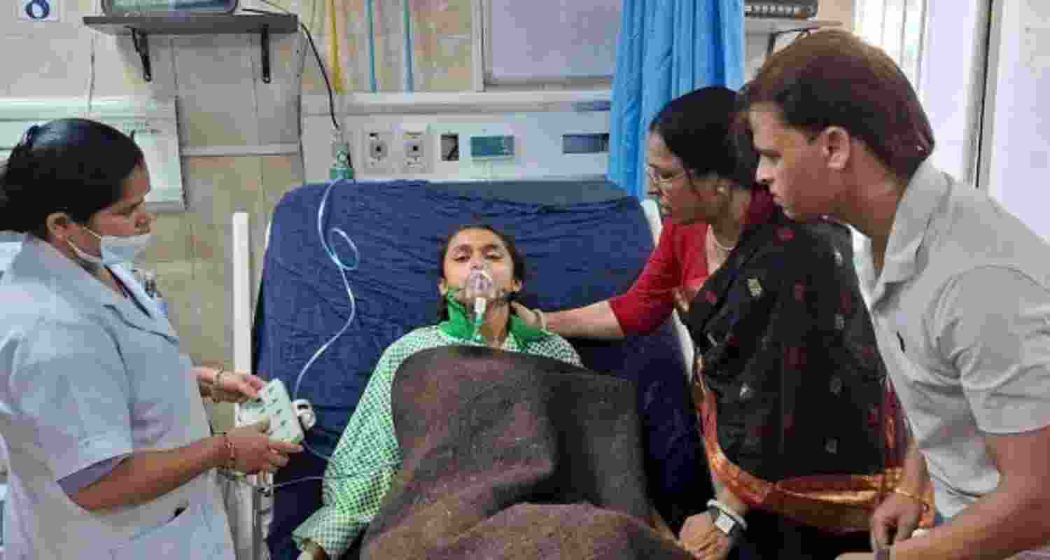 Tear gas from Ranchi police drill hospitalises students.