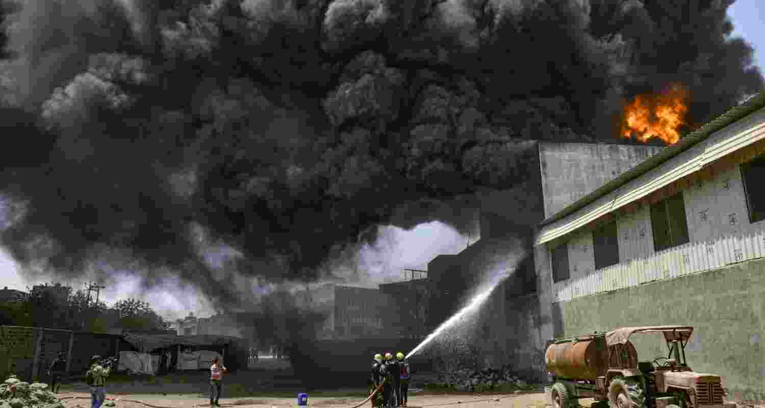 Tragic fire in Gujarat firecracker godown kills 18 people.