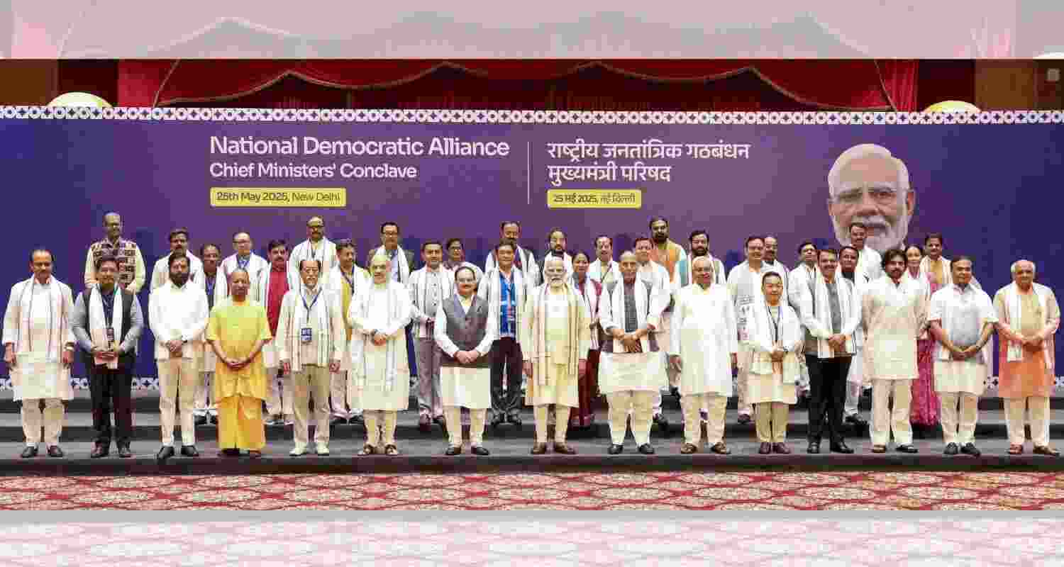 PM Modi warns NDA leaders against loose statements.