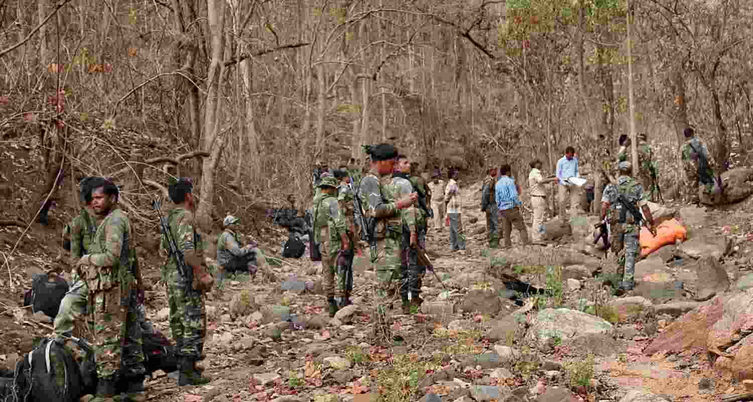 Suspected Maoists trigger IED blast injuring CRPF man. File Photo.